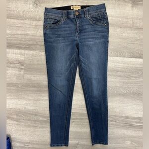 ☘️Democracy Denim with Black Waistband Size 10